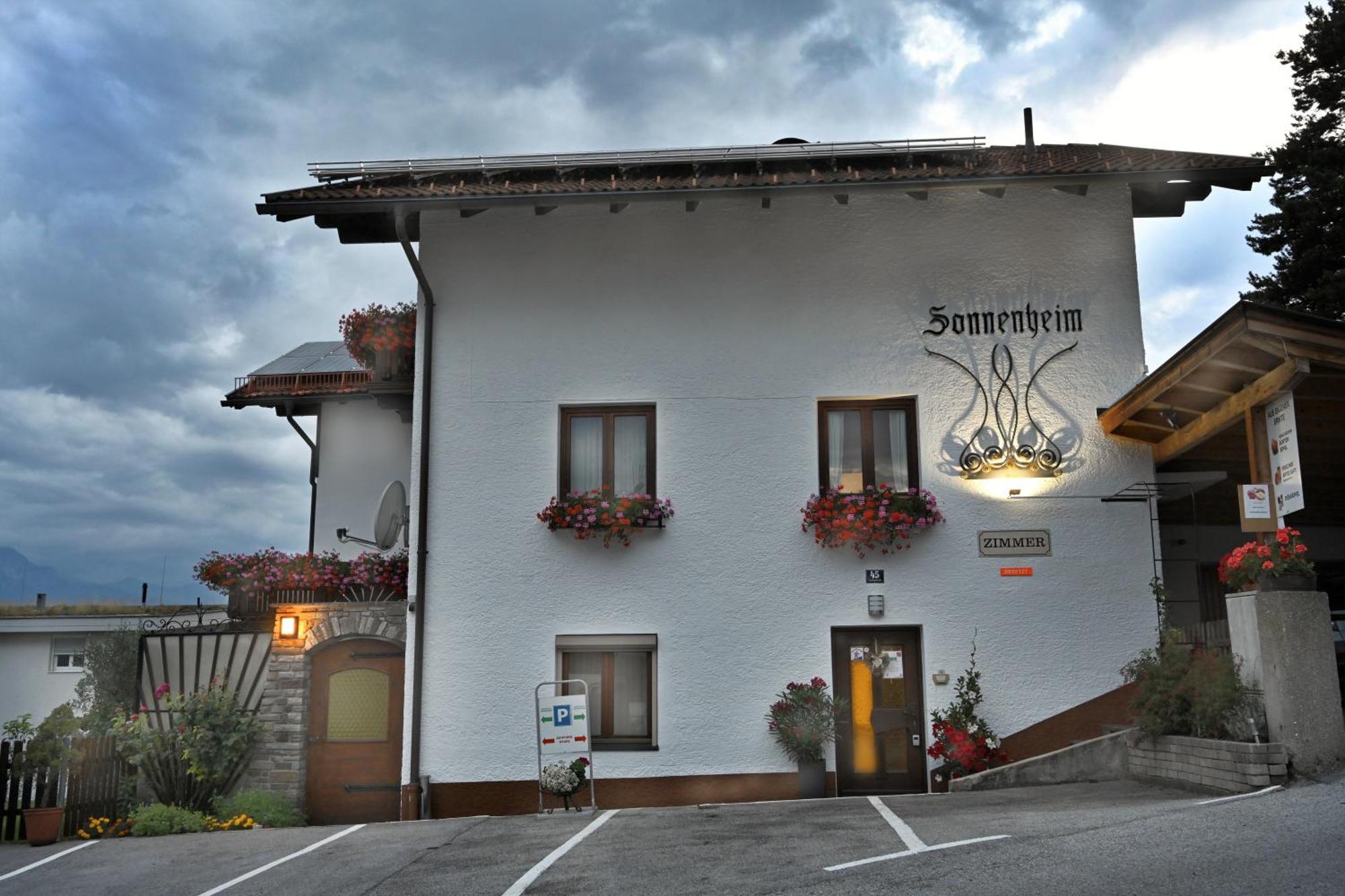 Gaestehaus Sonnenheim Thaur Kültér fotó
